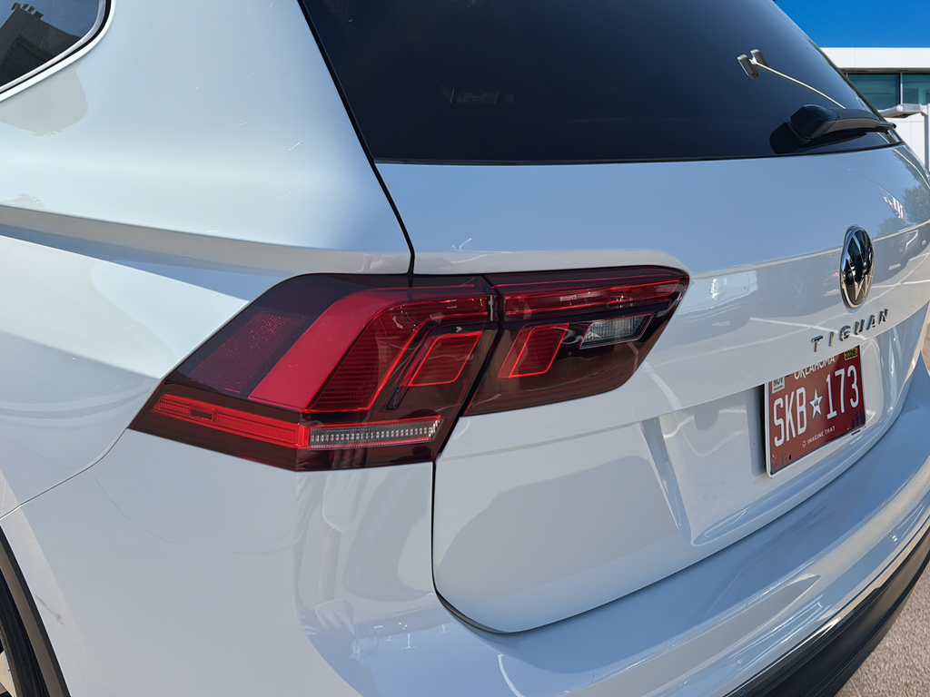 Certified Used 2024 White/off-white Volkswagen 2.0T S image 28