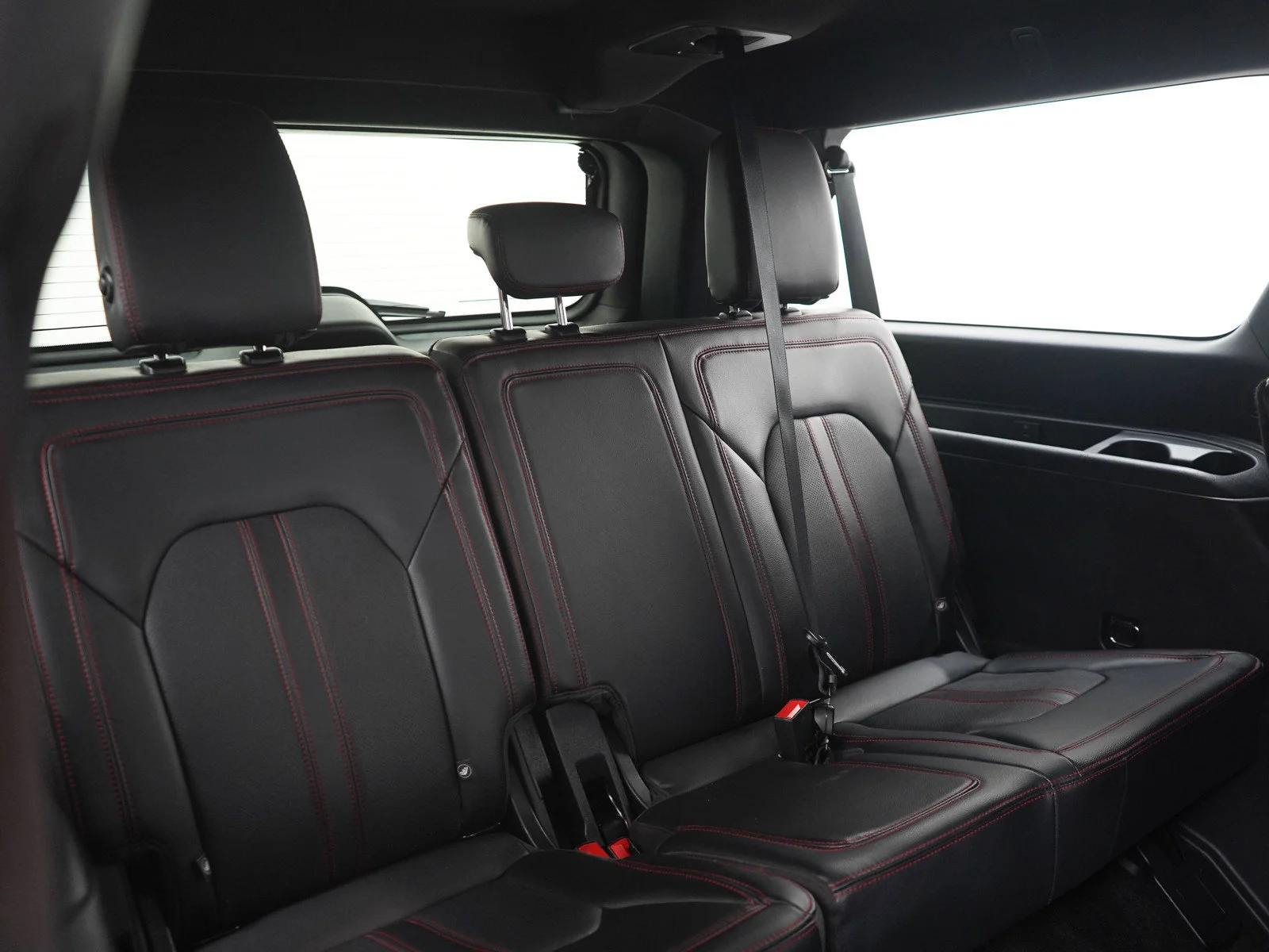 Used 2022 Black Metallic Ford Limited image 13