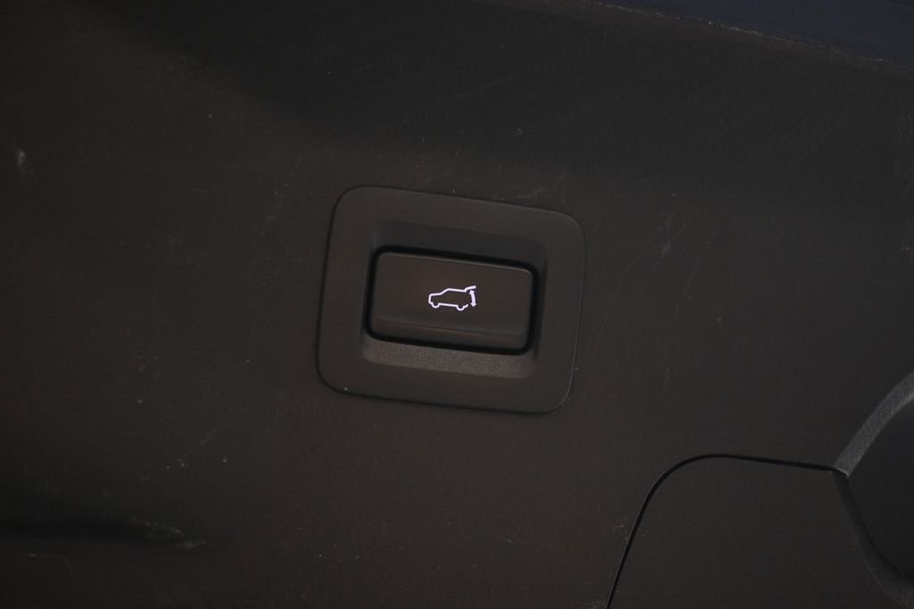 Used 2020 Blue Mazda Grand Touring image 41