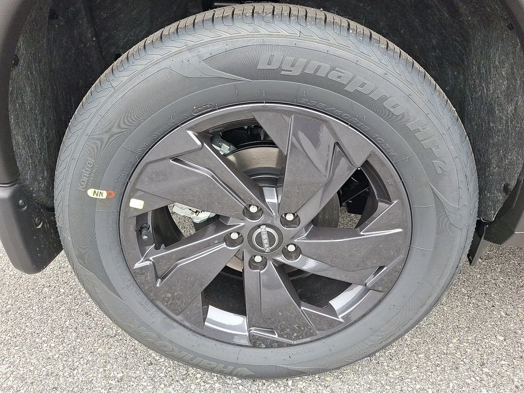 New 2026 White Nissan SV image 5