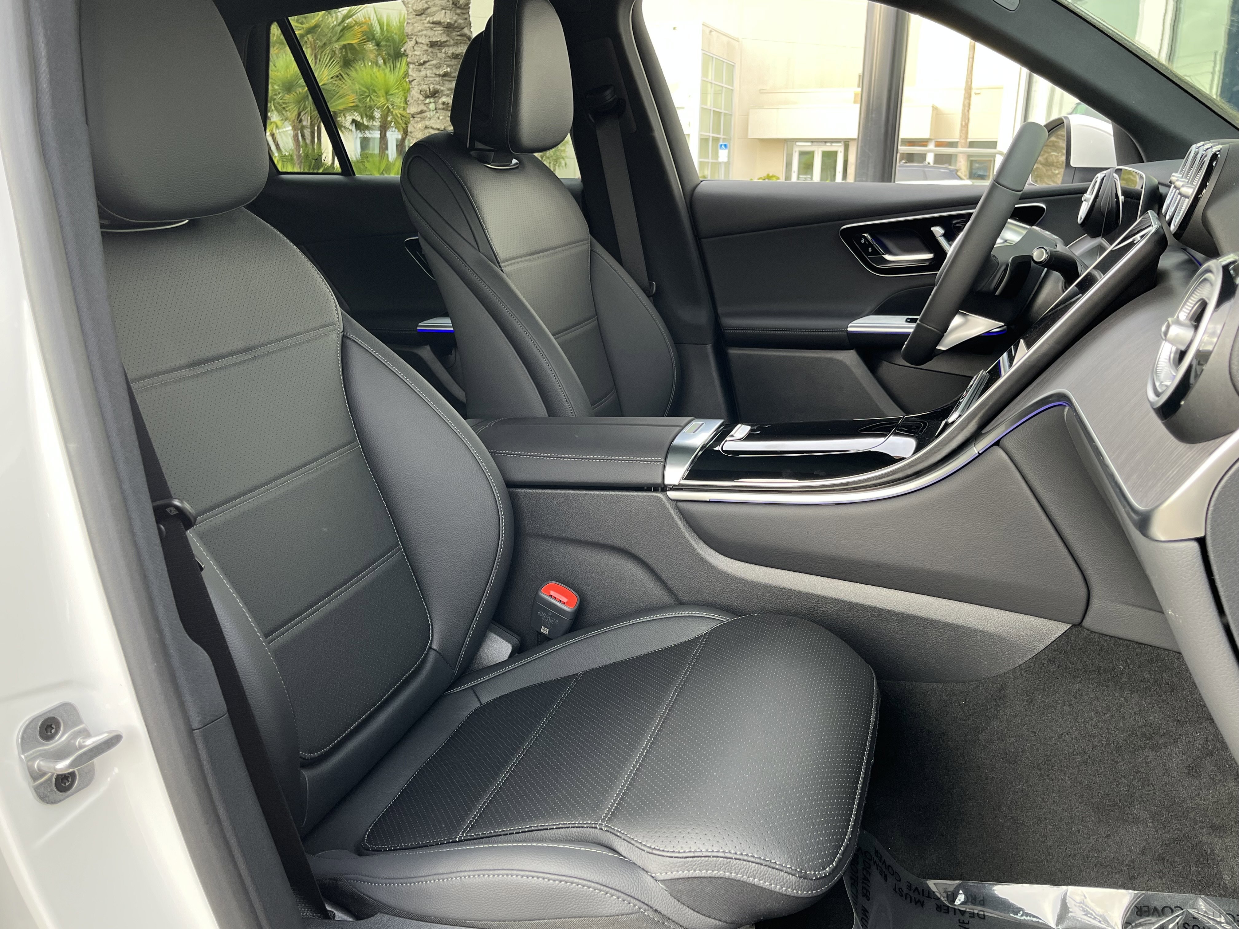 New 2026 POLAR WHITE Mercedes-Benz GLC 300 image 22
