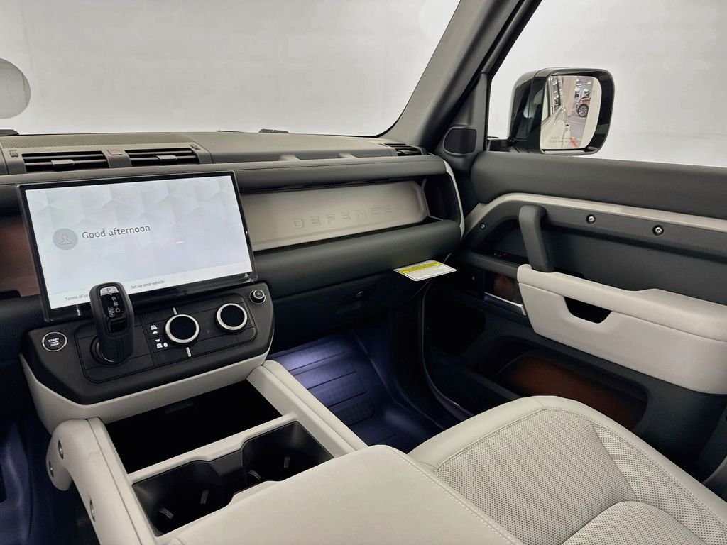 New 2026 Borasco Grey Land Rover X-Dynamic SE image 24