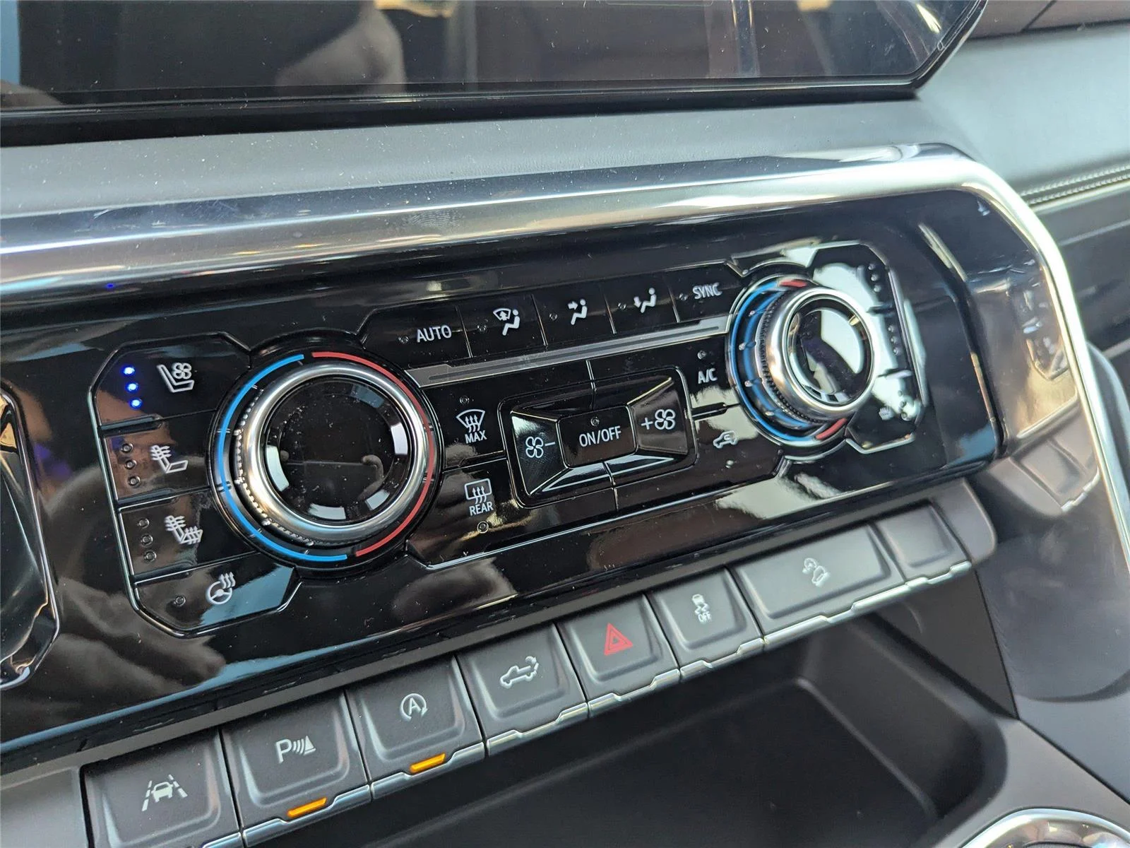 2026 GMC Sierra 1500 Denali Ultimate - Photo 28