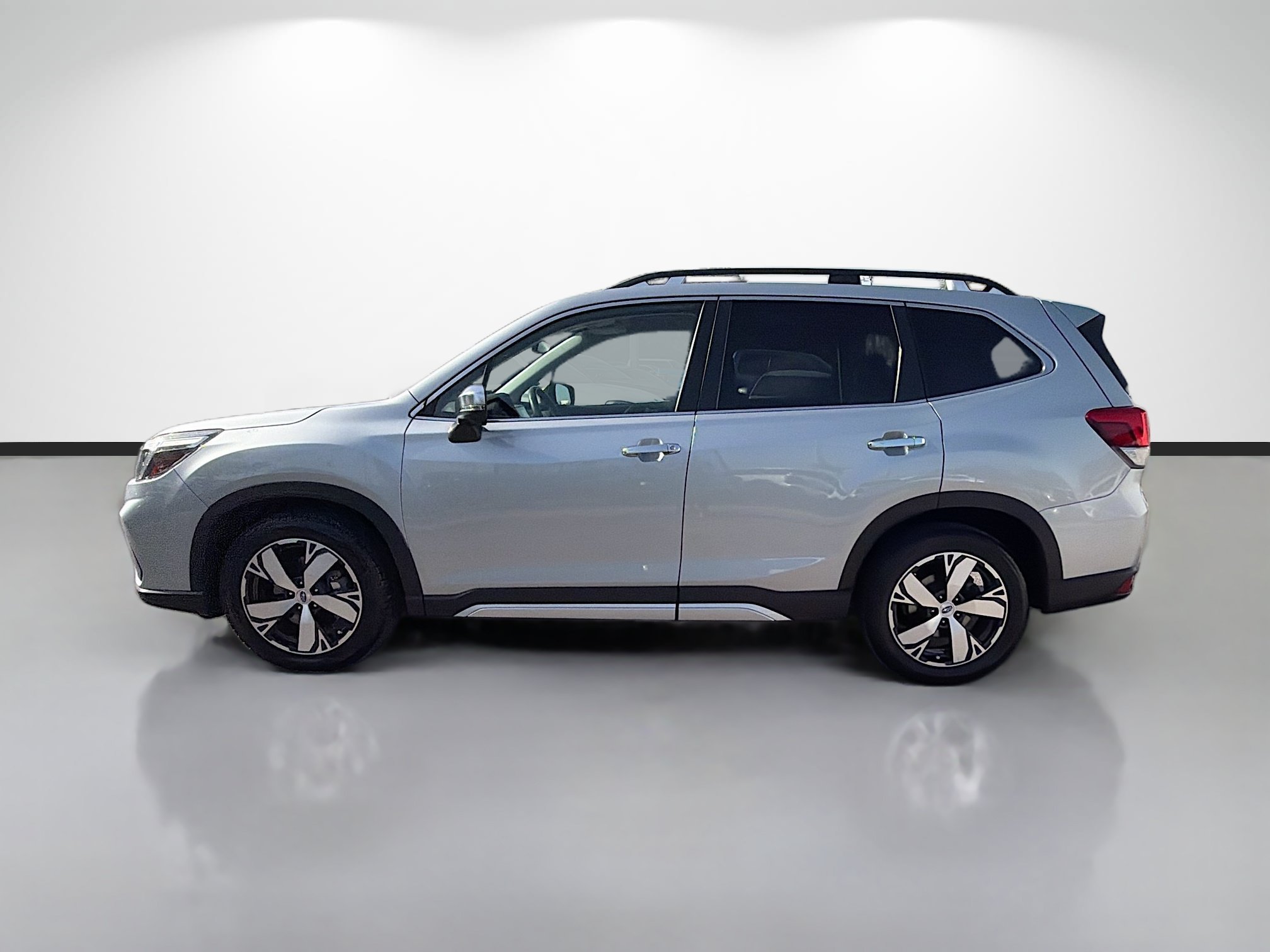 Used 2019 Ice Silver Metallic Subaru Touring image 6