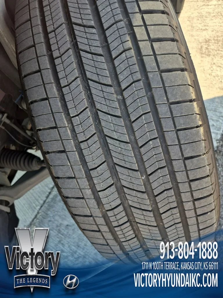 Used 2024 Red Jeep Limited image 28