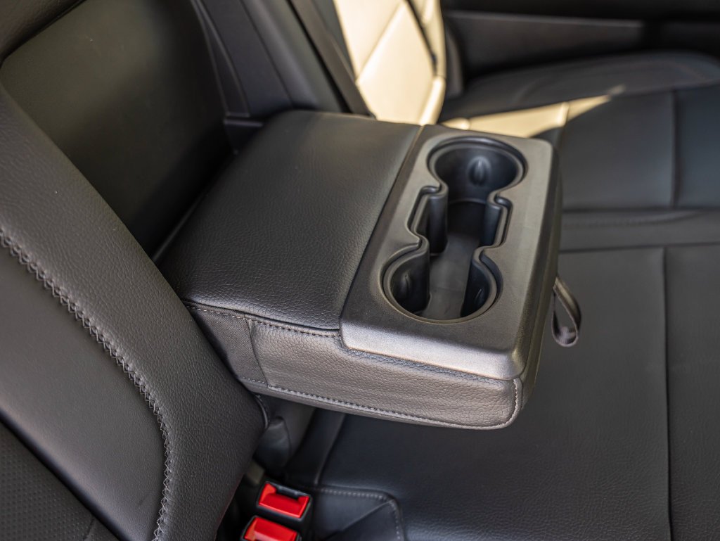 Used 2024 Onyx Black GMC Denali image 45