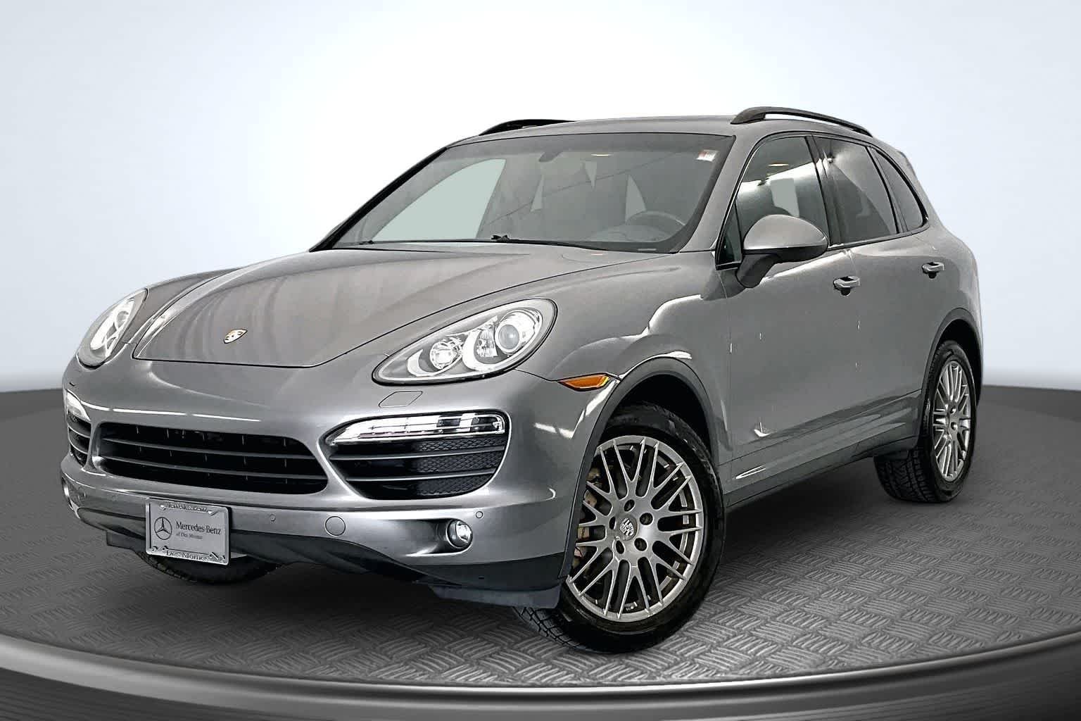 2014 Porsche Cayenne S's photo
