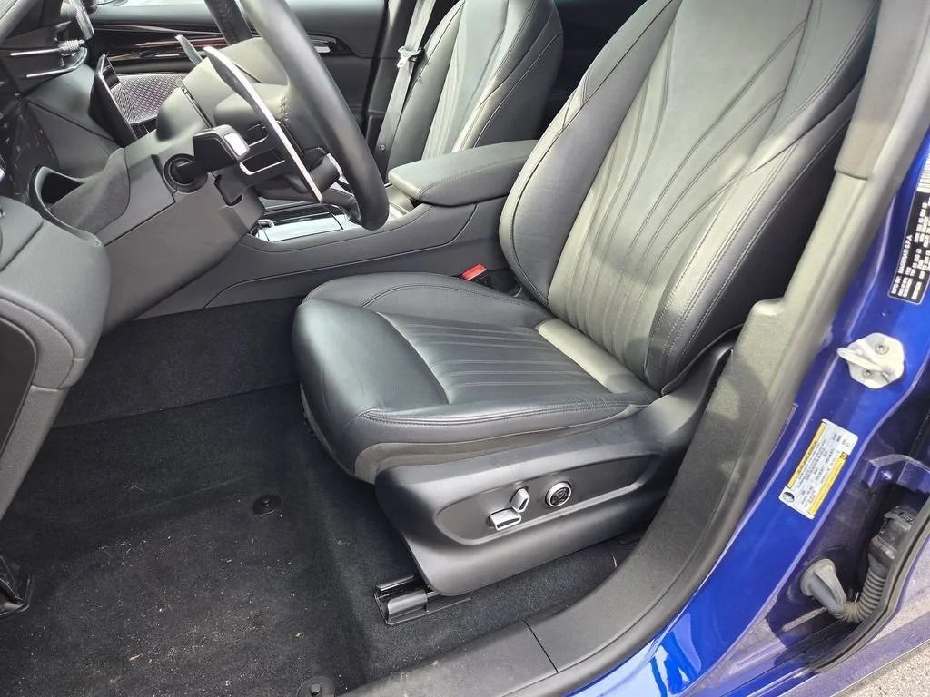 Used 2023 Blu Intenso Metallic Maserati Modena image 6