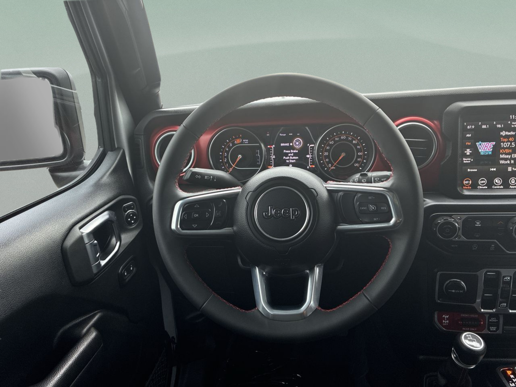 Used 2023 Silver Jeep Rubicon image 26