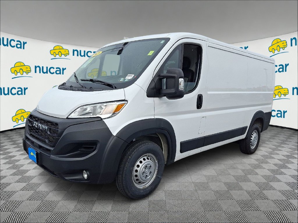 Used 2025 White Ram Base image 3