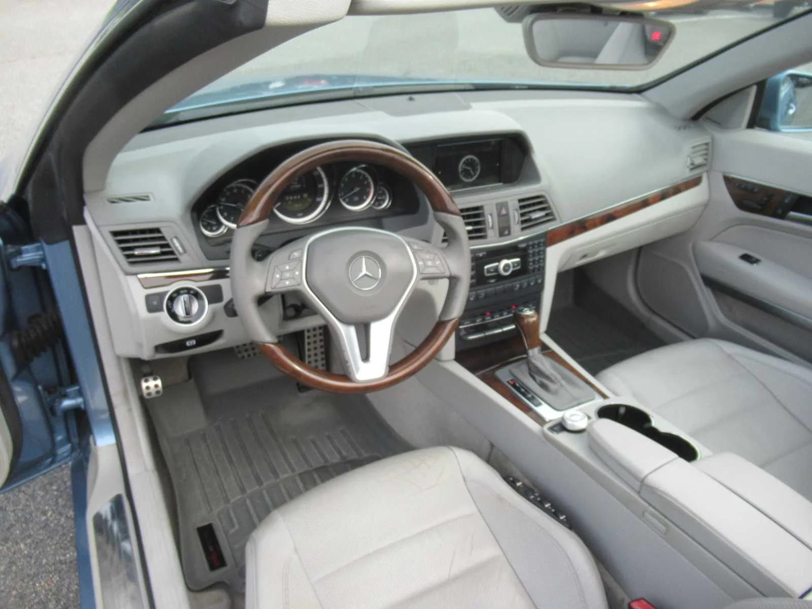 Certified Used 2012 Quartz Blue Metallic Mercedes-Benz E 350 image 19