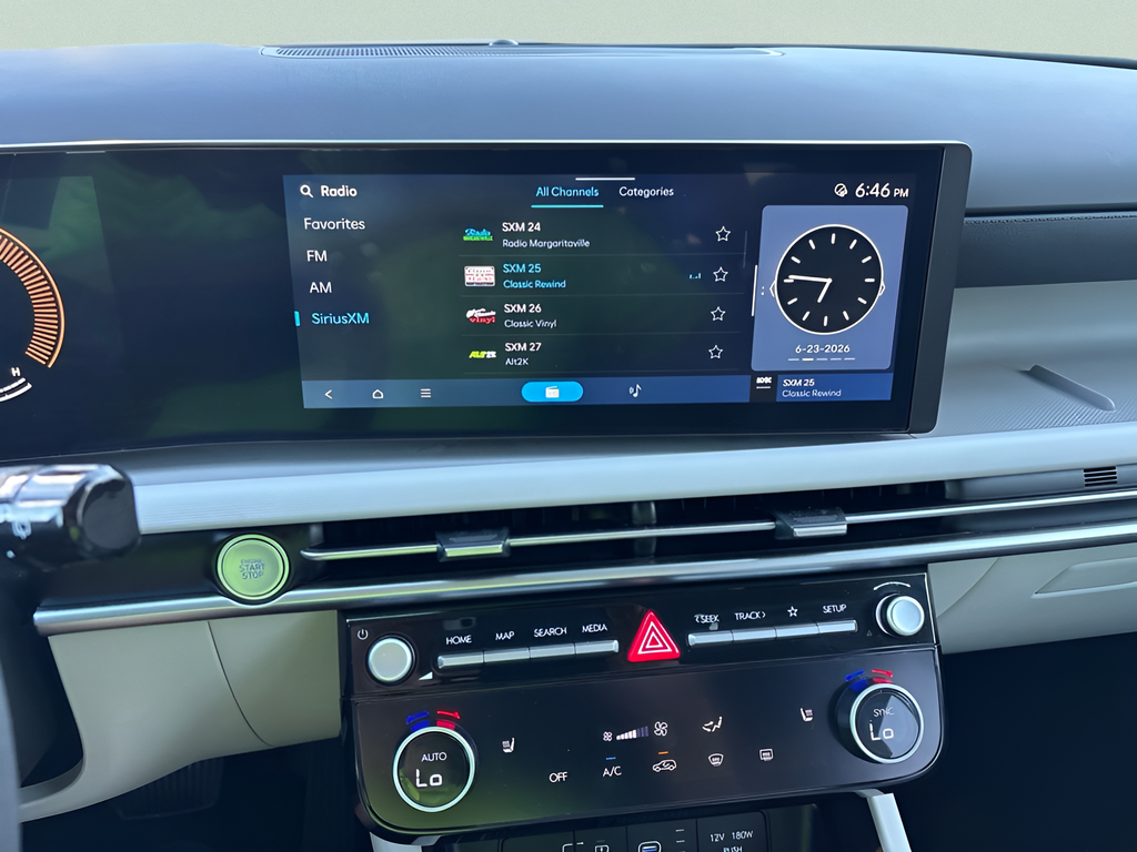 Certified Used 2025 Green Hyundai SEL image 17