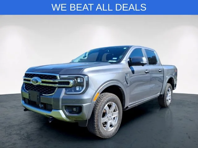 Used 2025 Gray Ford Lariat image 3