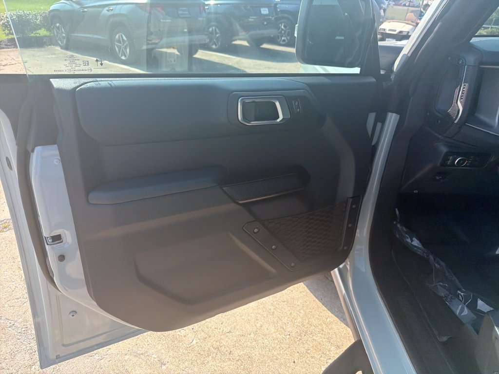 Used 2024 Green Ford Outer Banks image 12