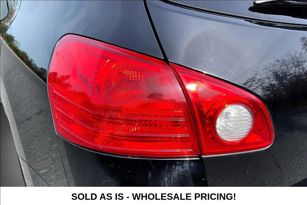 Used 2013 Black Nissan SV image 28