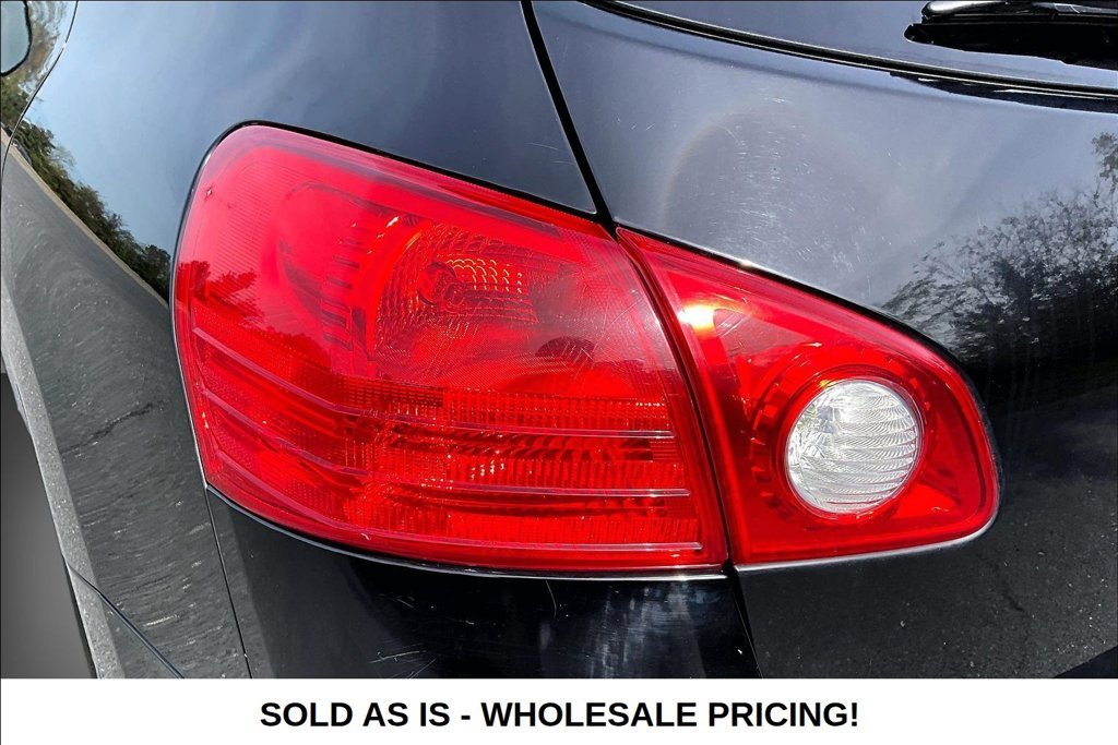 Used 2013 Black Nissan SV image 28