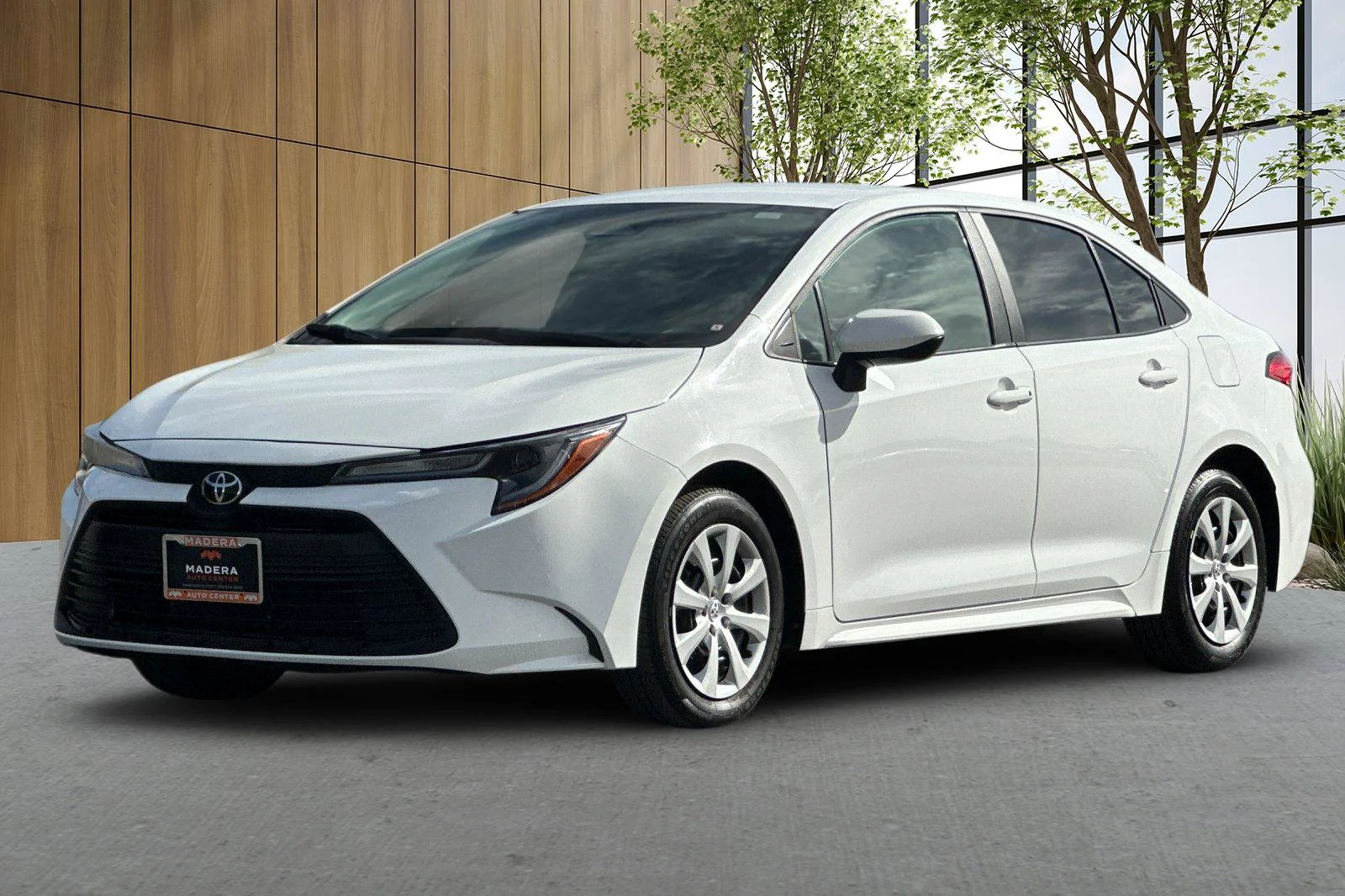 Used 2025 White Toyota LE image 8