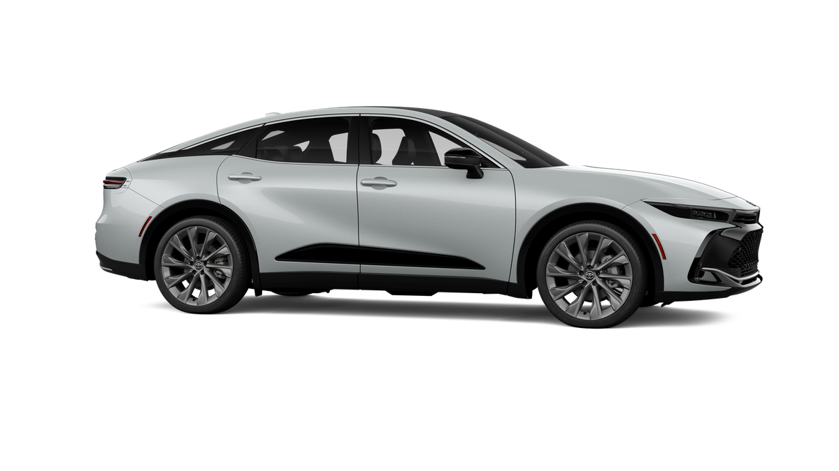 New 2027 Oxygen White Toyota Limited image 13