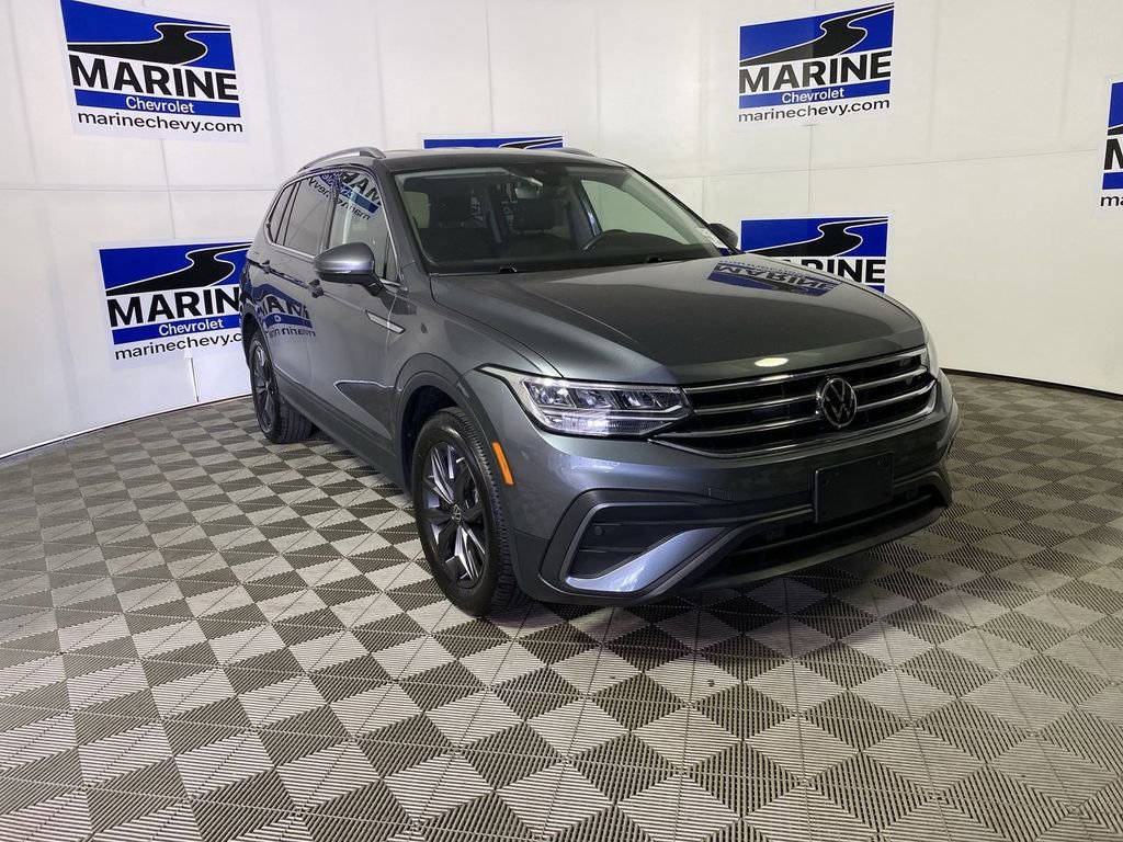 2023 Volkswagen Tiguan 2.0T SE 4Motion's photo