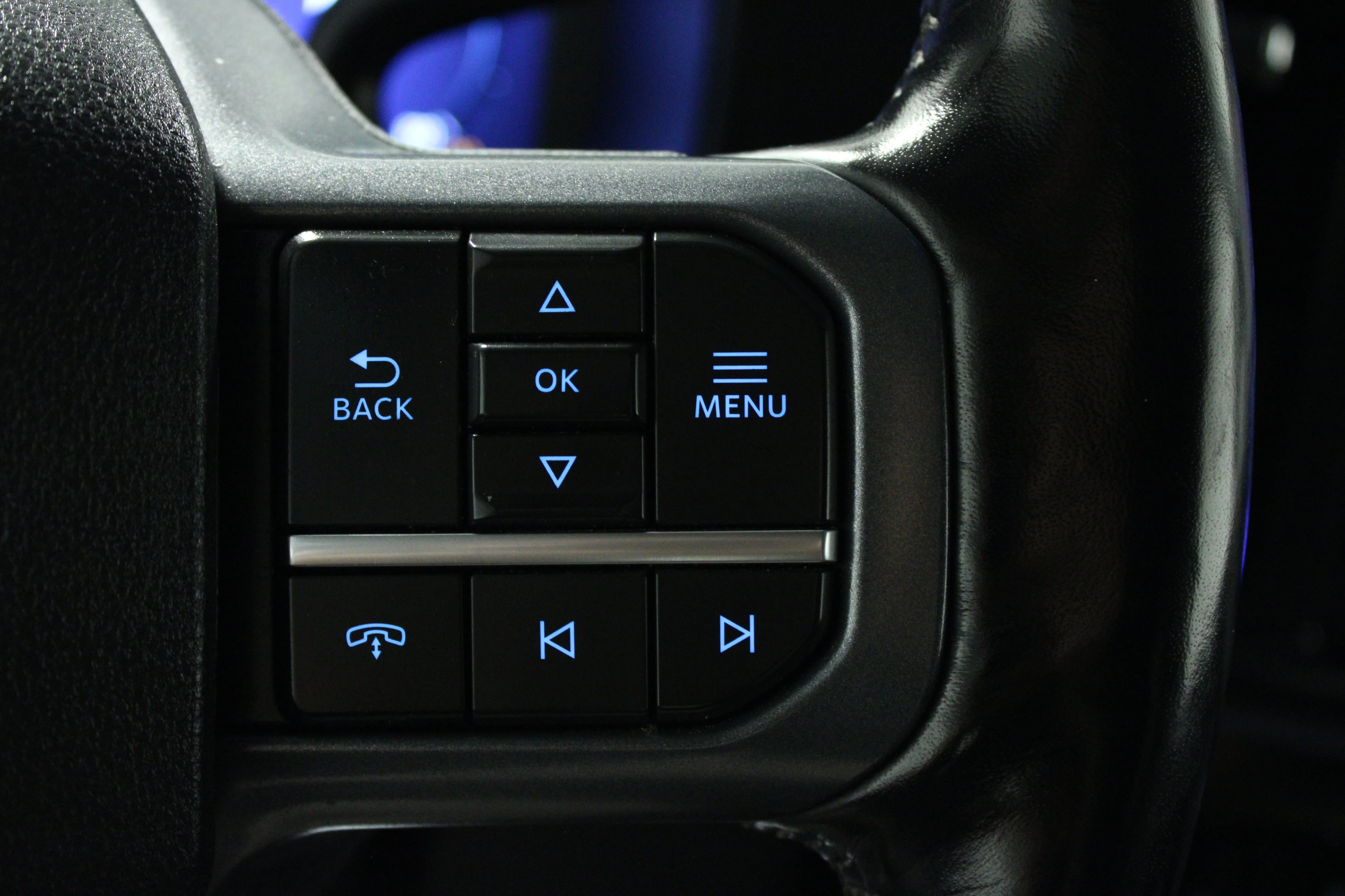 Used 2023 Carbonized Gray Metallic Ford LARIAT image 20
