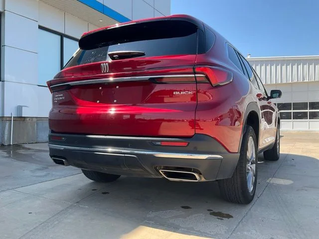 Used 2025 Red Buick Preferred image 36
