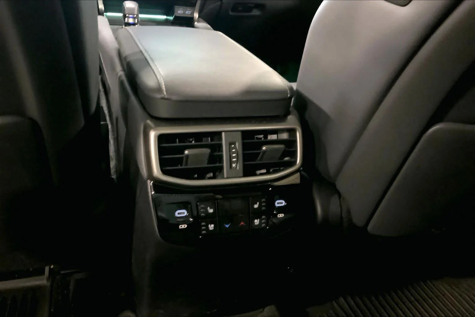 Certified Used 2025 EMINENT WHITE PEARL Lexus Luxury image 34