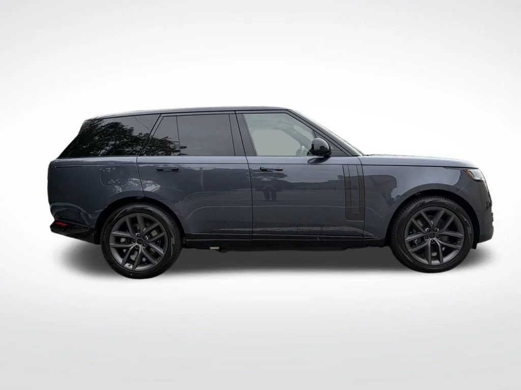 New 2026 Varesine Blue Land Rover SE image 5