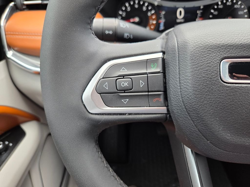 Certified Used 2023 Gray Jeep Limited image 31