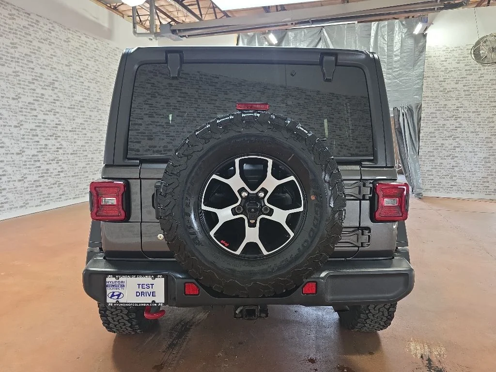 Used 2019 Gray Jeep Unlimited Rubicon image 5
