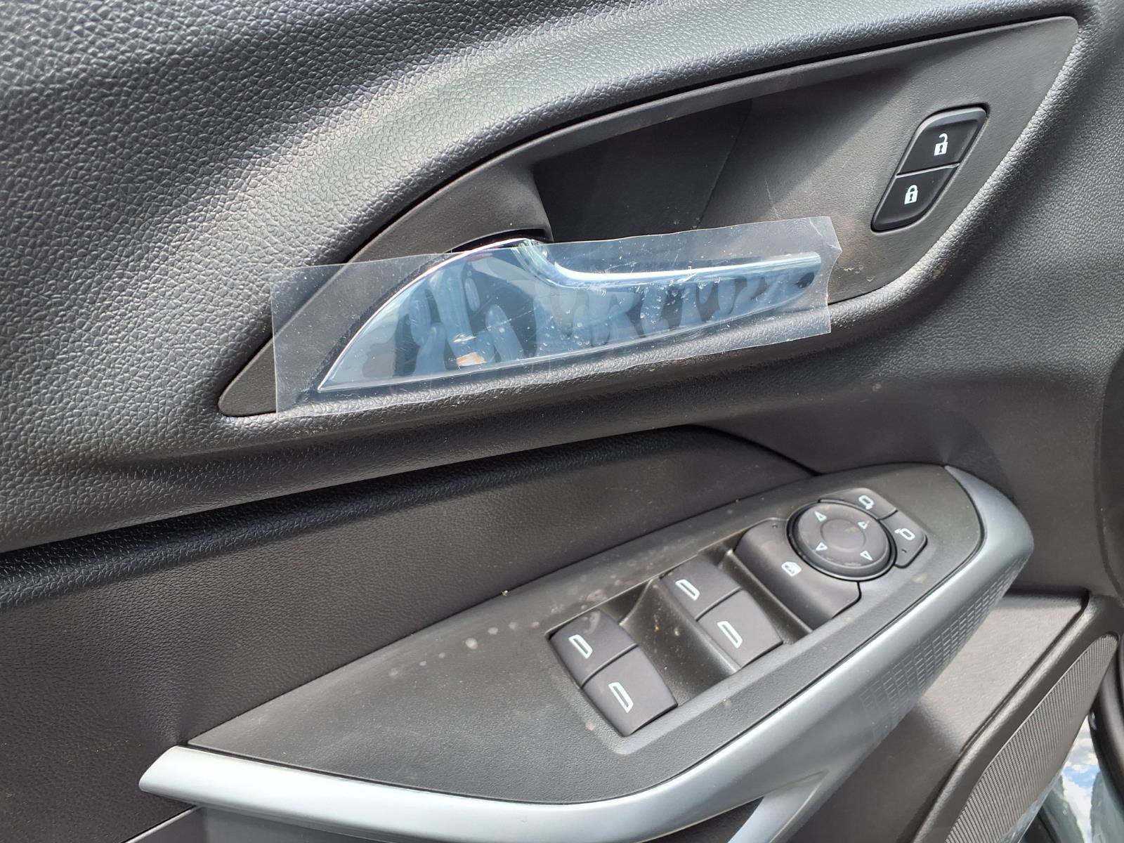 2026 Chevrolet Trax LS - Photo 8