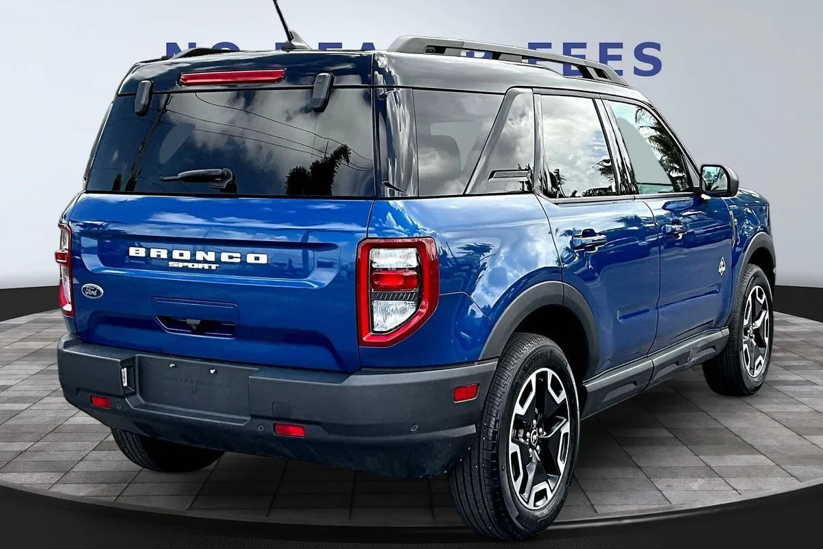 Used 2024  Ford Outer Banks image 6