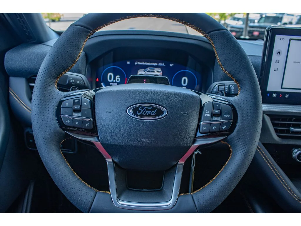 New 2026 STAR WHITE METALLIC Ford Tremor image 20