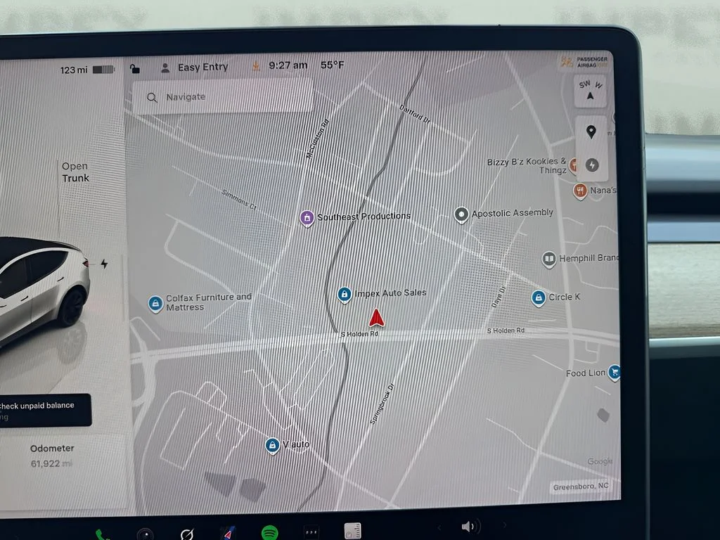 Used 2023 White Tesla Long Range image 21