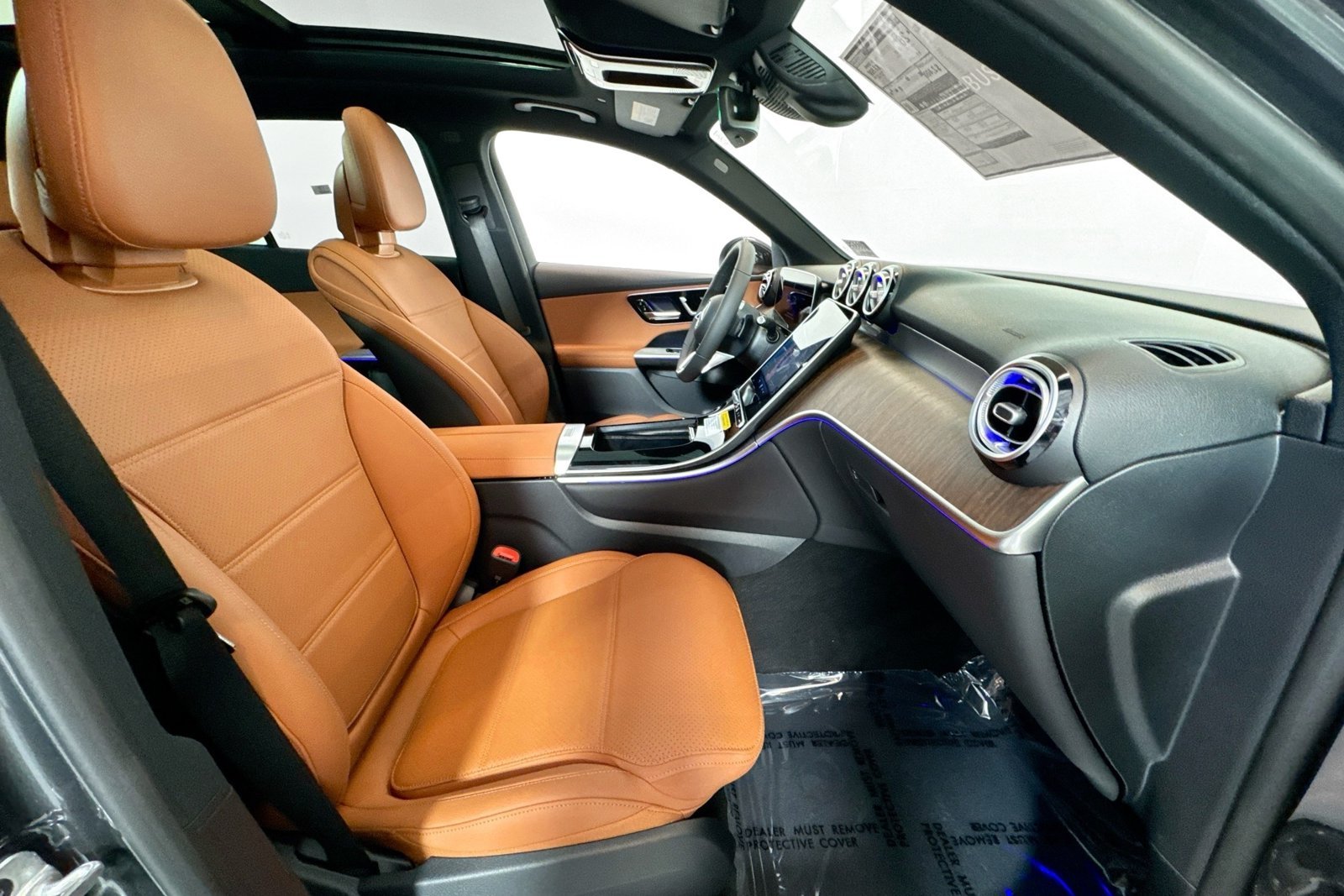 New 2026 Graphite Grey Metallic Mercedes-Benz GLC 300 image 26