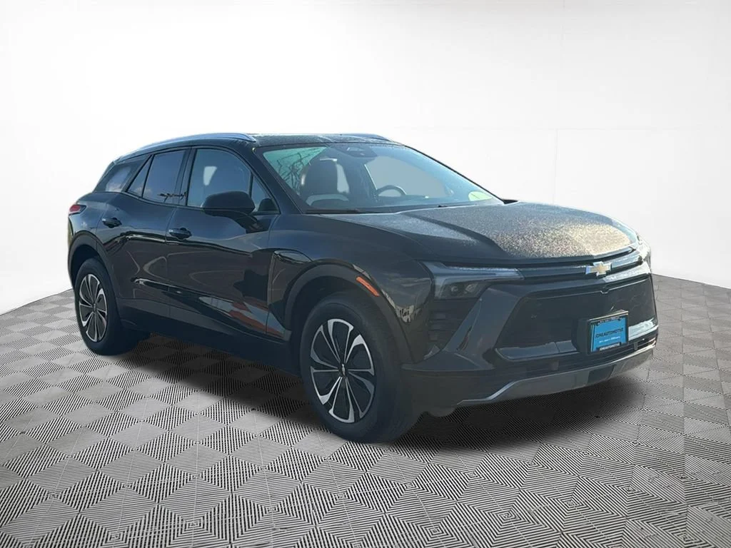 Used 2024 Black Chevrolet LT image 4