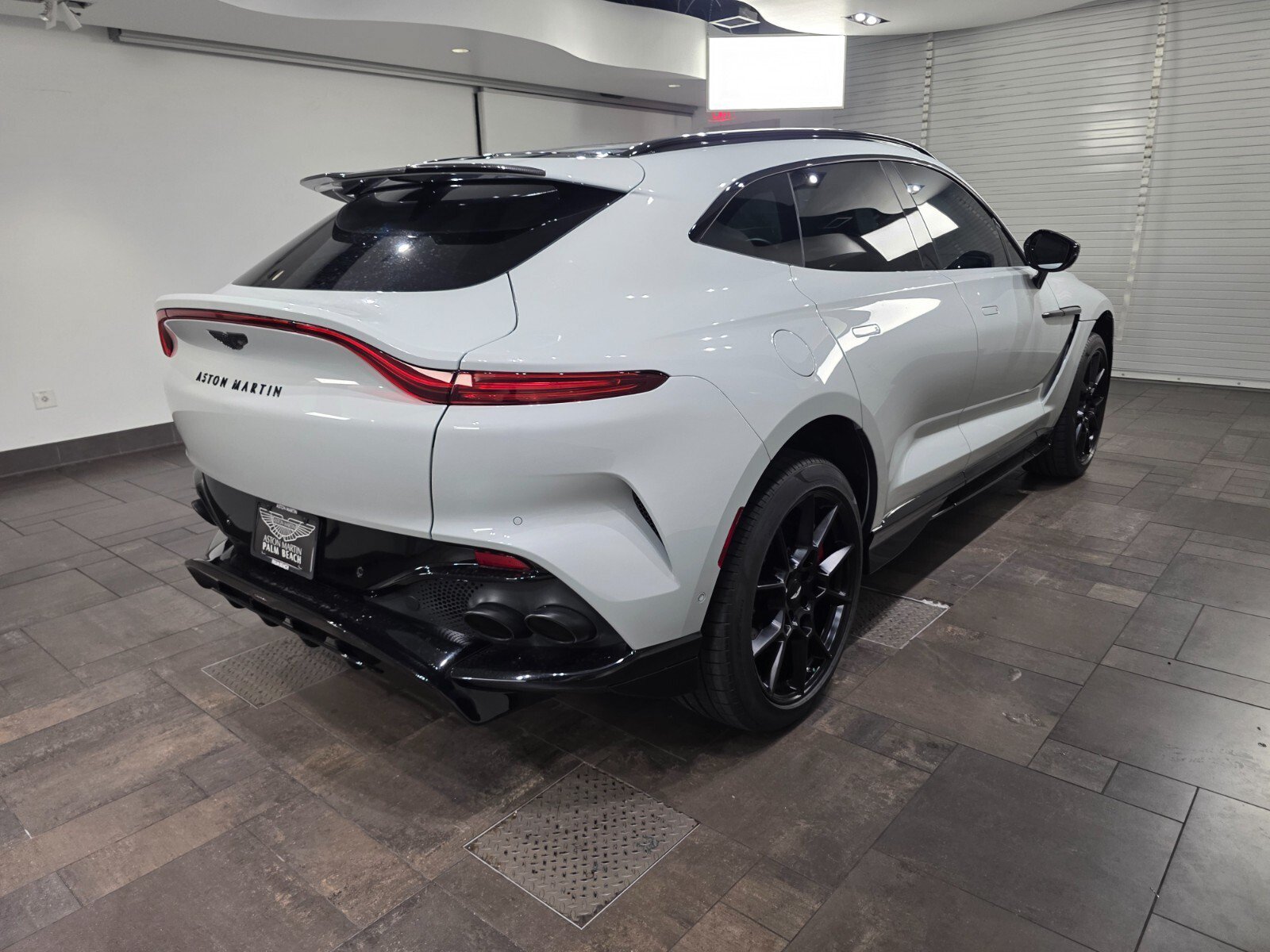 Used 2024 Apex Grey Aston Martin 707 image 28