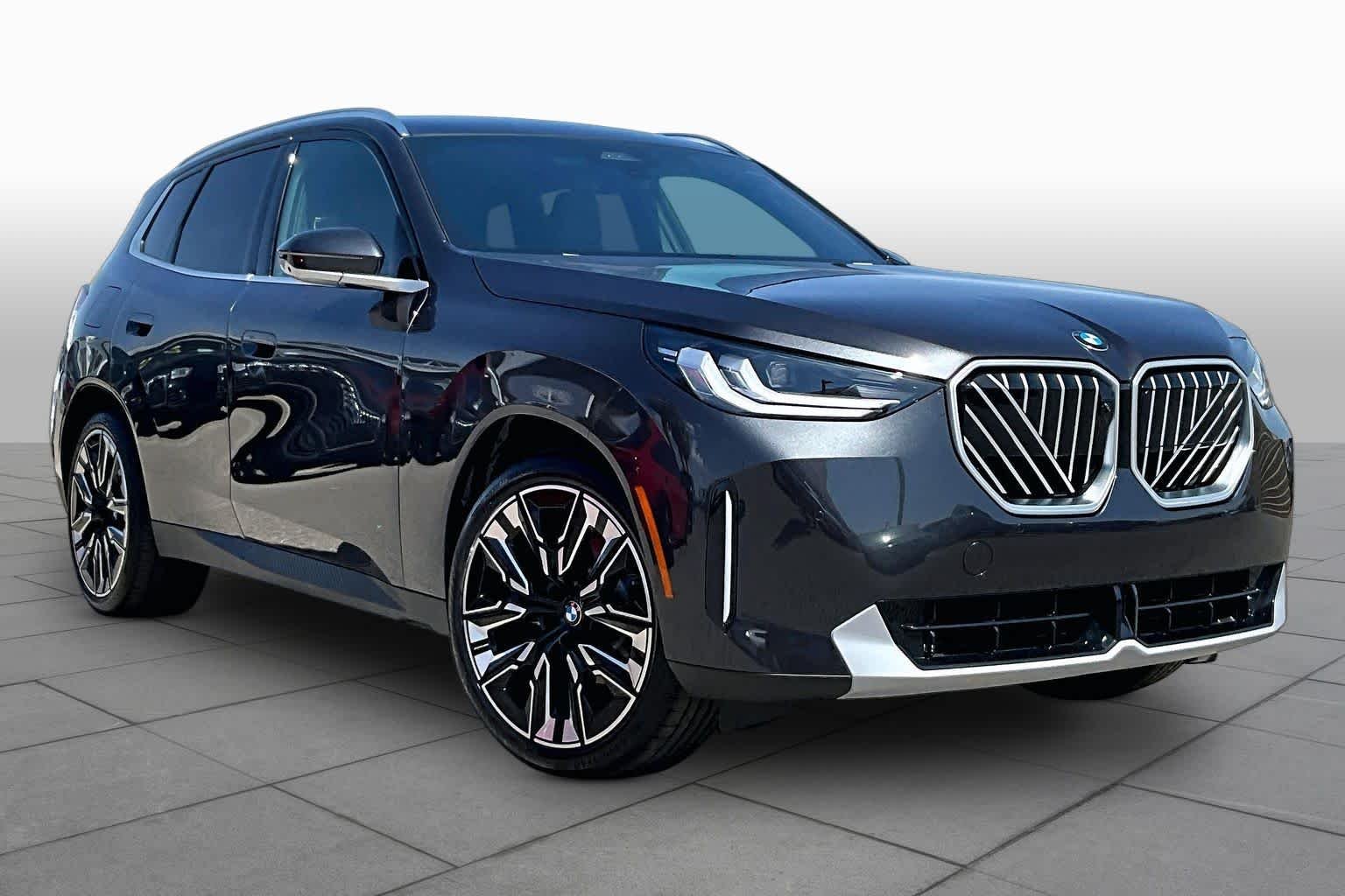 New 2026 Dark Graphite Metallic BMW 30 xDrive image 2