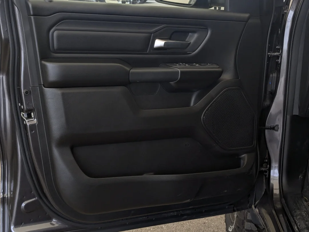 New 2026 Grey RAM Warlock - - 3.0L Hurricane Twin Turbo - E-Locker Axle - 18 Blk Wheels - 400W Inverter & More! image 12