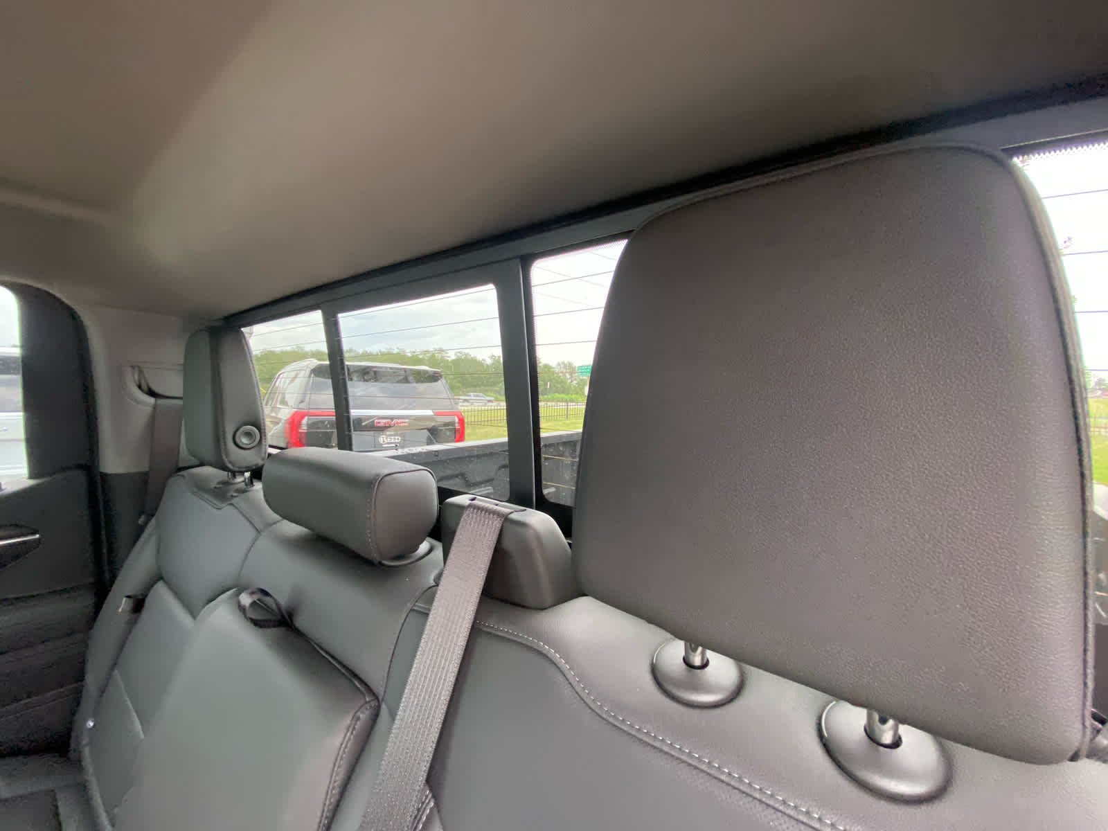 2026 GMC Sierra 1500 SLT - Photo 26
