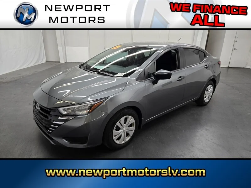 2025 Nissan Versa 1.6 S CVT's photo