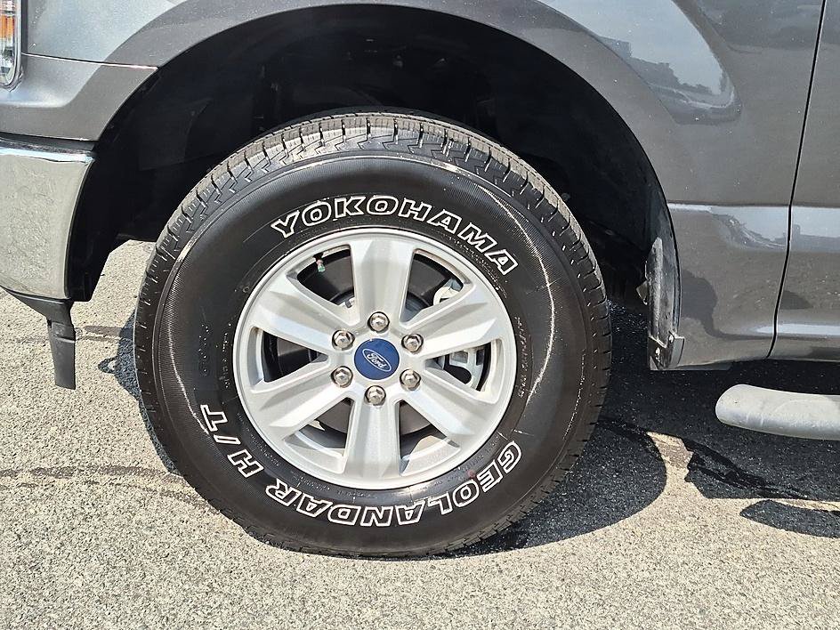 Used 2020 Magnetic Ford XLT image 10