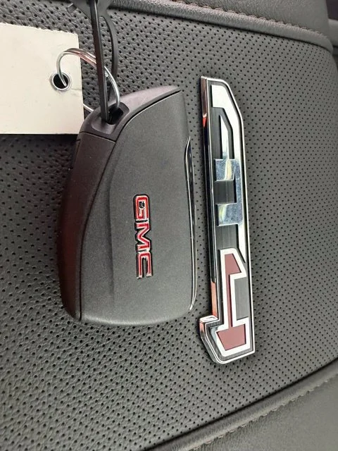 New 2026 Sterling Metallic GMC AT4 image 28