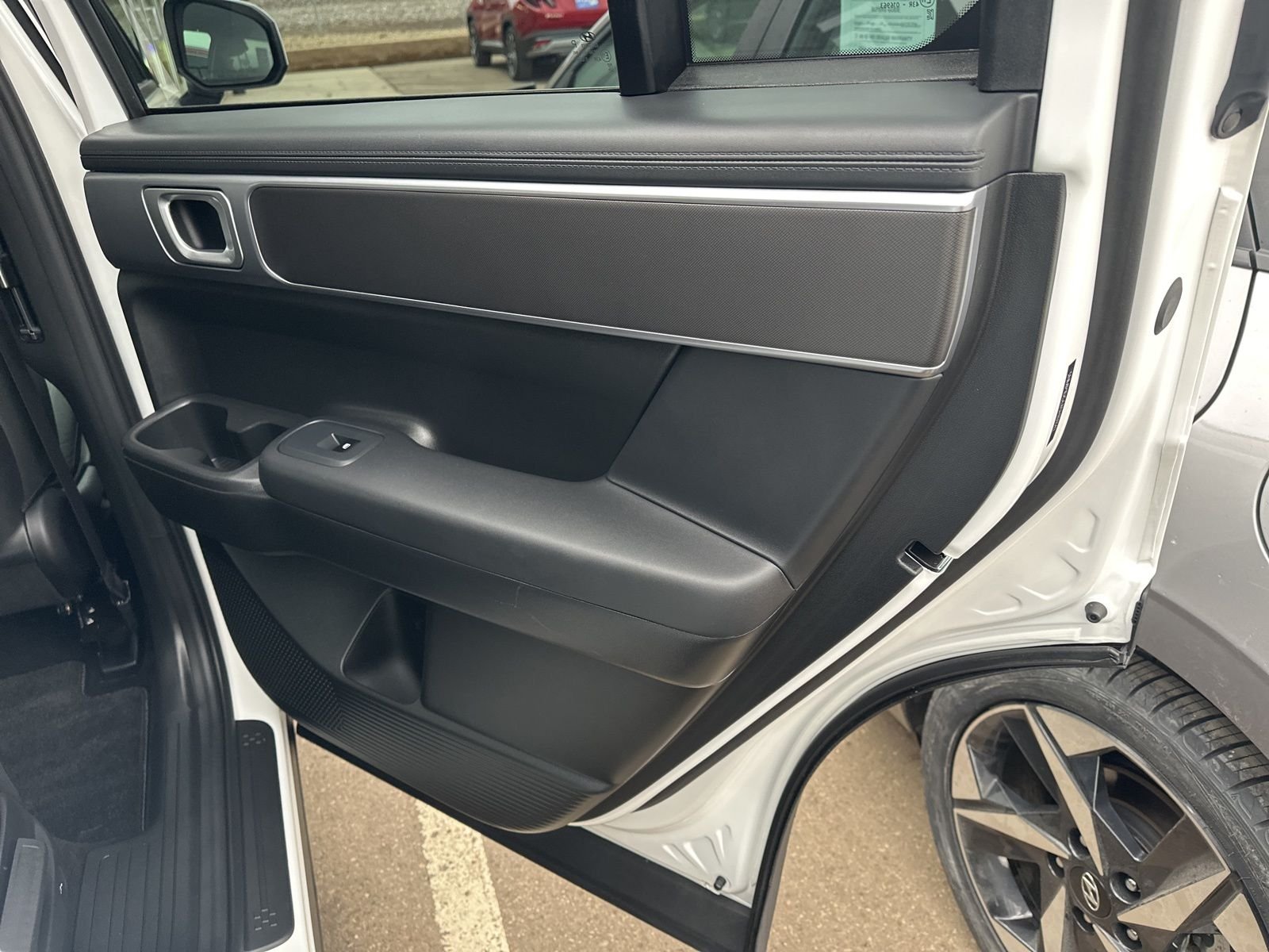 2025 Hyundai Santa Fe SE - Photo 35