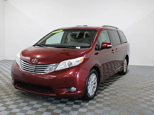 Used 2013 Toyota Sienna Limited with VIN 5TDYK3DC5DS312921 for sale in North Olmsted, OH