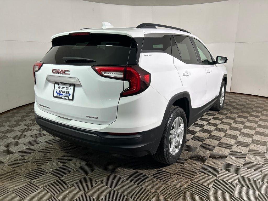 Used 2023 Summit White GMC SLE image 6