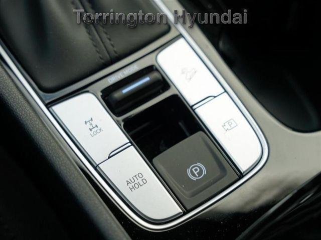 2025 Hyundai Santa Cruz SE - Photo 18