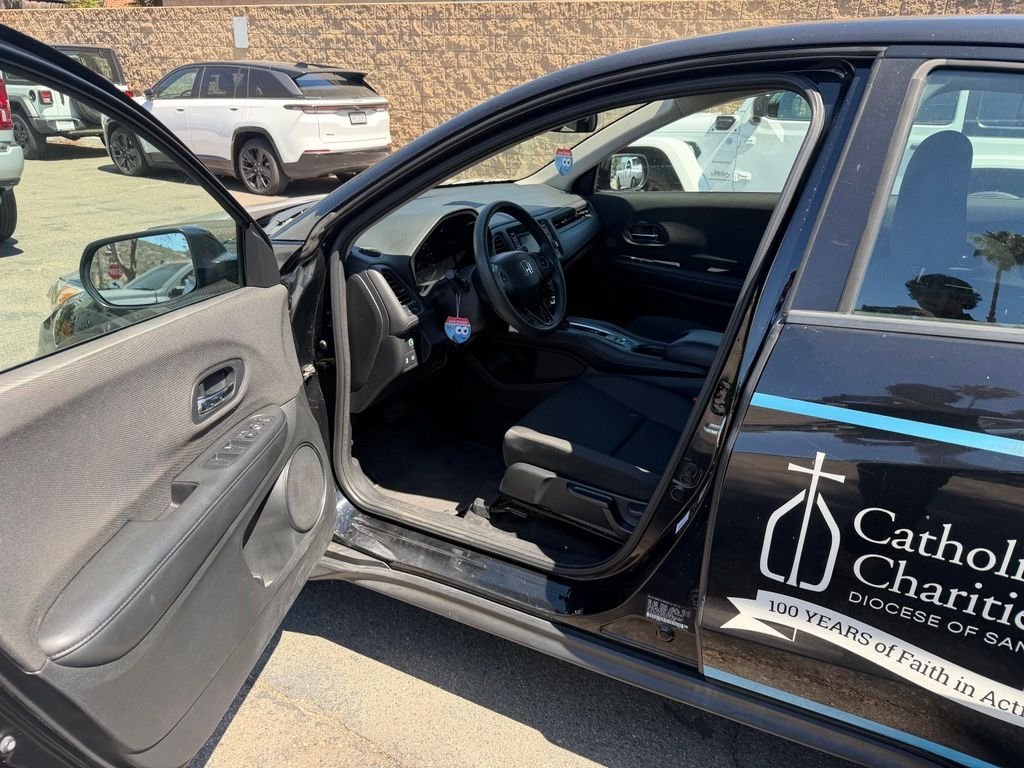 Used 2019  Honda LX image 17