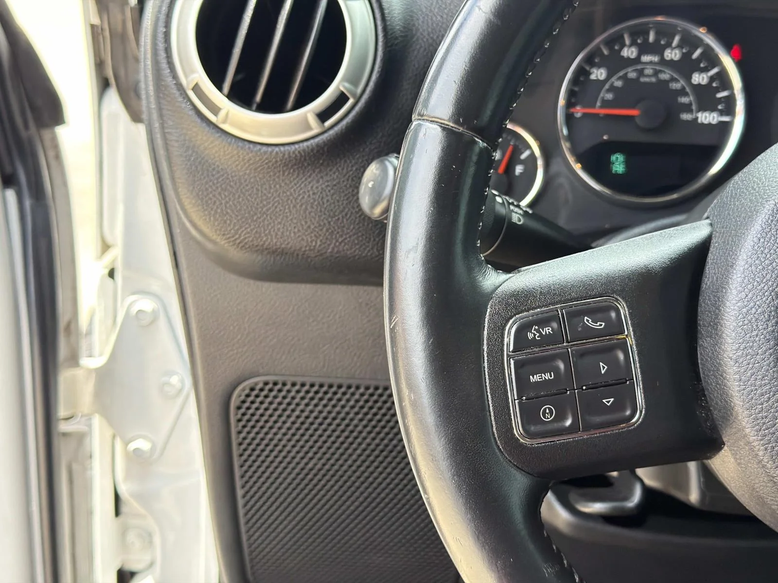 Used 2017 White Jeep Sahara 4x4 image 20
