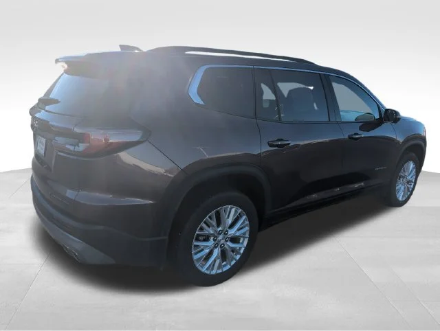 Used 2025 Crystal Metallic GMC Elevation image 6