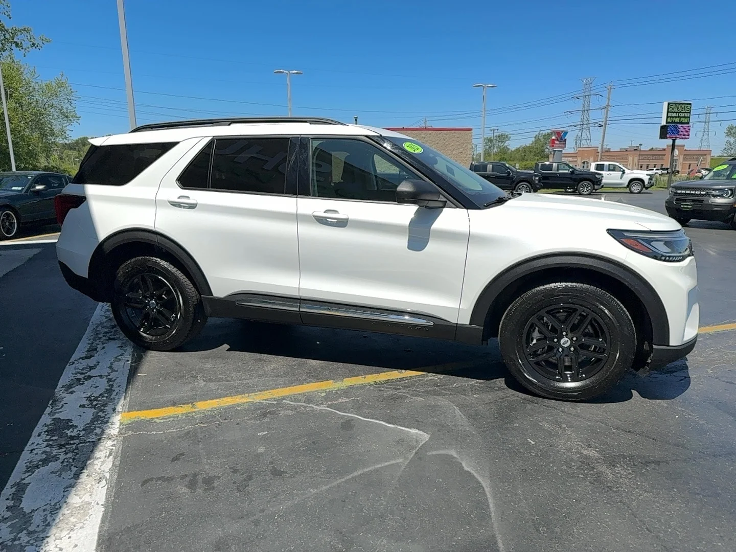 Used 2025 White Ford Active image 8